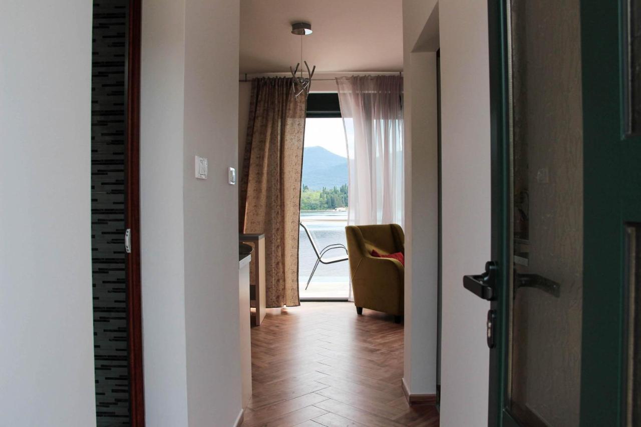 Apartments Tramonto Tivat Eksteriør billede